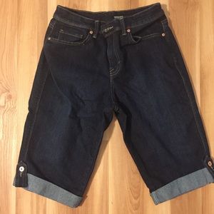 Style&co size 8 Bermuda